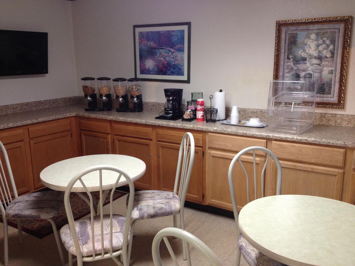 Budget Inn Express Bristol Bagian luar foto